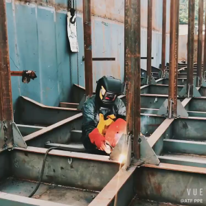 Mũ hàn đen tự động bảo vệ an toàn mắt chuyên dùng cho thợ cơ khí - Bảo hành 6 tháng