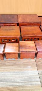 Kỷ vuông - Đế vuông - Đế nhất sơn vuông gỗ hương cao cấp sang trọng10 đến 25 cm