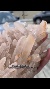 Johor seller 天然粉黄暖调香槟晶簇✨ Natural Quartz Cluster with Champagne Warm Tone