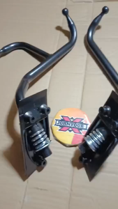 Side Mirror Arm Fuso Canter old (ilalim tusok) sold per piece