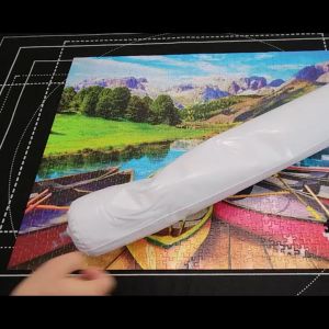 แผ่นรองเก็บจิ๊กซอว์พกพา แผ่นรองม้วนจิ๊กซอว์ สามารถเก็บจิ๊กซอว์ได้ 1500 ชิ้น เหมาะสำหรับการเดินทางและใช้ในบ้าน เหมาะสำหรับทุกวัย มีกระเป๋าเก็บของเพื่อการจัดเก็บที่สะดวก