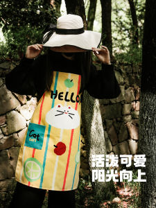 เสื้อกันเปื้อนครัวแบบปรับได้สำหรับใช้ในบ้านสำหรับทั้งชายและหญิง สวยงาม น่ารัก ถือว่าพกพาสะดวก ทนทานต่อการเปื้อน