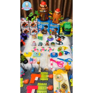 Bút viết hình hươu cao cổ có chân đáng yêu để bàn Shop Mẹ Sam