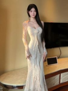 Váy Đuôi Cá Ren Ôm Vừa Vặn Thanh Lịch Mùa Thu Dài Tay Cổ Chữ V Váy Dài Thường Ngày Cho Nữ