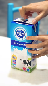 Dutch Lady Full Cream Milk【200mlX6s/ 200mlx24s】/Susu Penuh Krim Berkhasiat/ Ready Stock/ Fast Delivery