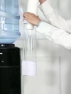 Cup Dispenser for Water Dispenser Disposable Paper Cups Dustproof Plastic Automatic Cup Remover No Punching Wall Mounted