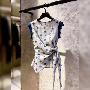 Chic Unique Fashionable Womens Blouse