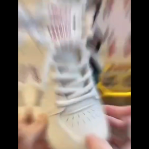 Retro womens sneakers height-enhancing color-blocked womens white shoes simple style womens shoes trendy casual shoes sports shoes