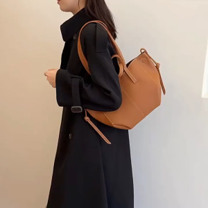 Tote Bag Armpit Bag Large Capacity Fashionable Hand-held Single Shoulder Commuting Womens Bag