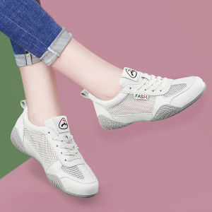 Leather Sporty Casual Shoes Womens Spring Summer Autumn Winter Fleece Lined Versatile Soft Bottom Traveling Mom Sports Sneakers