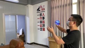 Mainan remote control Bola Ufo Terbang Hadiah berkelas / Mainan Helikopter Ufo Terbang Remot control Gratis kabel charger