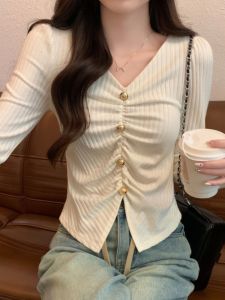 Áo Thun Nữ Cổ Chữ V Dài Tay Ôm Vừa Vặn Mùa Thu 2025 Áo Thun Cotton Thường Ngày Có Thể Mặc Bên Trong Và Ngoài