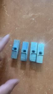 vấu JT của khóa cửa nhựa lõi thép