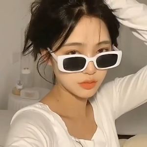 Vintage Oval Shades Women Brand Designer Small Frame Sun Retro Black Glasses Aesthetic Shades