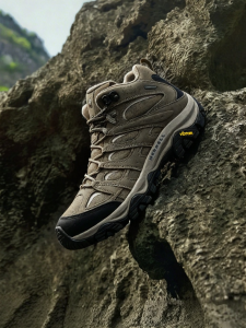 Merrell | Waterproof Non-slip Hiking Shoes