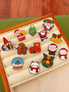 Christmas Brooch 2024 New Arrival New Year Holiday Christmas Eve Small Gift Decoration Cute Cartoon Golden M Badge Accessories