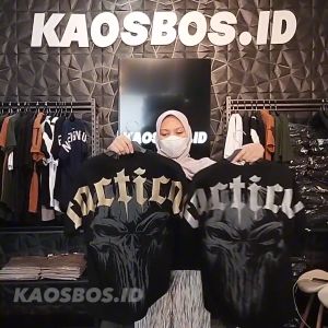 Kaos Taktikal Hitam: Baju Taktikal Pria yang Stylish