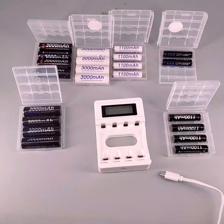 Caricabatterie Rapido ENEGON 8 Slot Per AA/AAA Con Display LCD, 8 Batterie AAA 1100mAh Incluse, Ricarica USB-C, Stazione Per Telecomandi E Termometri