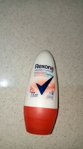 [ PASSION 45 ML ] REXONA DEODORANT MOTION ACTIVATED PASSION FRESH 45 ML / ROLL ON