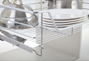 Giá bát đĩa inox nan Eurogold EG6260 600mm ray giảm chấn âm tủ dưới gắn cánh hiện đại sang trọng
