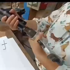 ปืนสกัดลม ขนาด 190 มม พร้อมดอกสกัด 4 ดอก ค้อนลมแรงดันสูง สำหรับงานซ่อม งานก่อสร้าง งานโลหะ และงานอุตสาหกรรม