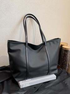 Large Capacity Soft Leather Student Bag: 2025's Must-Have Women's Single Shoulder Tote & Retro Backpack