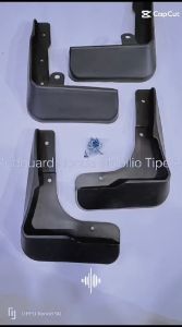 Aksesoris Mobilio RS: Mudguard Berkualitas Tinggi & Karpet Lumpur