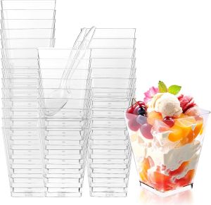 ถ้วยขนมหวานพลาสติกสแควร์แบบใช้ซ้ําได้พร้อมช้อนโปร่งใส Parfait Appetizer Mini Party Shot แว่นตาสําหรับชิมขนมหวาน