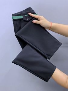 กางเกงขายาวทรงตรงสีดำเอวสูงสไตล์เกาหลี 9 ฟุต กางเกงขายาวทรงตรงผ้าผสมยืดหยุ่นสีเขียว กางเกงขายาวทรงตรงสไตล์เกาหลี