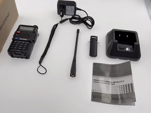 Bộ đàm baofeng 0678 uv-5r 2 băng tần vhf uhf 128 kênh pin trâu 8w bắt sóng xa có fm và đèn pin
