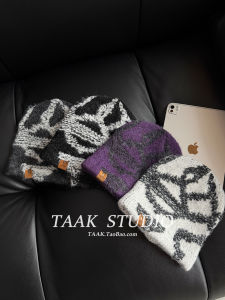 TAAK Graffiti Mixed Color Woolen Knitted Hat Womens Winter Face Slimming Overhead Cold Cap Casual Style round Top Universal