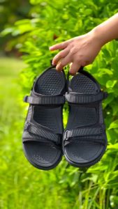 รองเท้าแตะ พร้อมส่ง รองเท้าแตะผู้ชายแฟชั่นเกาหลี กระเป๋าเปิดเดิม รองเท้าแตะ ชายหาดกันน้ำแข็งแรงรองเท้าแตะ เวล่าตุ๊กๆ แอลกอฮอล์ รูปแบบเป้าหมาย แบบเครื่องสำอาง