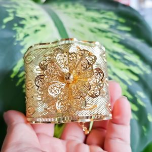 Vòng tay nữ set vòng tay + nhẫn hoa mai dành đeo tết và cô dâu cưới hỏi Lokalo (freesize nha tay ni nào cũng đeo vừa)