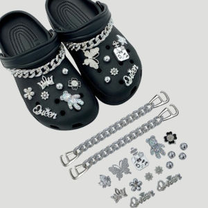 17PCS Luxury Designer รองเท้า Charm DIY คริสตัลเงินหมีรองเท้าตกแต่งหัวเข็มขัดสําหรับรองเท้าอุปกรณ์เสริม