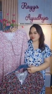 Daster Kimono & Midi Dress: Pakaian Santai yang Nyaman & Ramah untuk Ibu Hamil