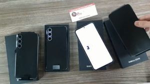 Điện Thoại Samsung Galaxy S23 FE 5G Bản Mỹ/Quốc Tế Chip Snapdragon 8 gen1  | Mới Fullbox . Tặng sạc nhanh 45w