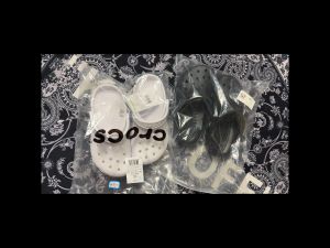 CROCS Classic Clog รองเท้าสาวคลาสสิครองเท้าชายชายหาด รองเท้าหุ้มส้นกลางแจ้งรองเท้าหุ้มส้นในฤดูร้อนพื้น รองเท้าสีเท้าวางและประกอบสีชมพู ขนาด 6.5-12.0 ครั้ง