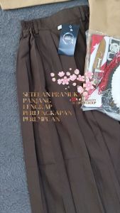 Setelan Seragam Sekolah Pramuka Perempuan Panjang SD Kelas 1-6 & Aksesoris