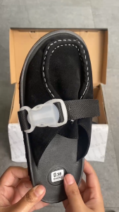 KHANS - Sandal Slip On Bustong Casual Pria Wanita - Cove Black