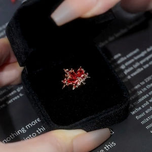 Red Maple Leaf Ring Adjustable Open Design for Women Trendy High-End Sensation Minimalist Luxury Finger Ring Fashion Jewelry