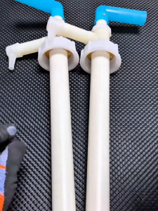 Manual Oil Pump Siphon Liquid Oil Pump Transfer Gas Oil Corrosion Resisting Plastic transfer Gas Oil Plastic Liquid Oil Pump Corrosion Resisting Universal Manual PP Oil Pump Siphon Gas Oil Transfer Liquid Oil Pump Corrosion Resisting