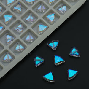 30pcs 8x10mm Middle hole Triangular Faceted Austrian Crystal Glass Spacer Loose Beads For Jewelry Making Bracelets Necklaces DIY