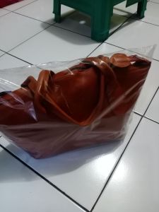 tas kulit