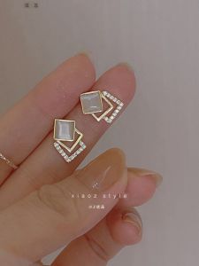 Elegant Geometric Square Cats Eye Stone Ear Studs Fashionable Simple Versatile Womens Jewelry Alloy Material Celebration Gifts