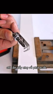 Dụng cụ định tâm vít lò xo cho máy khoan và máy bắt vít