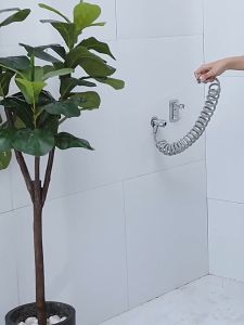 Dây Cấp Nước Vòi Xịt Vòi Vệ Sinh Vòi Sen Cao Cấp Dạng Lò Xo Uốn Xoắn Co Giãn 2m