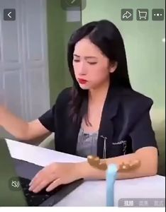 พัดลมมินิเดสก์ท็อป พัดลมพกพา TX-FS01 เป้าหมาย: ไม่ต้องเจาะ พอร์ตชาร์จ Type-C ปรับระดับ 4 เกียร์