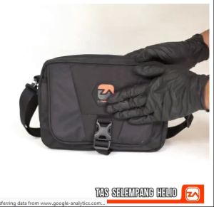 Tas Selempang Zarventure Helio Slingbag Messenger: Tas Praktis & Stylish untuk Pria & Wanita