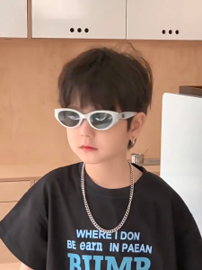 MENSPE Children Polarized Sunglasses Square Frame Sunglasses Classical Driving Sunglasses UV400 Clean Vision HD Sunglasses Cycling Riding Running Glasses for Kids