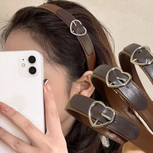 ที่คาดผมหนังรูปหัวใจสำหรับเด็กผู้หญิงเครื่องประดับผมฤดูใบไม้ร่วงฤดูหนาวหัวเข็มขัดโลหะน่ารักใหม่